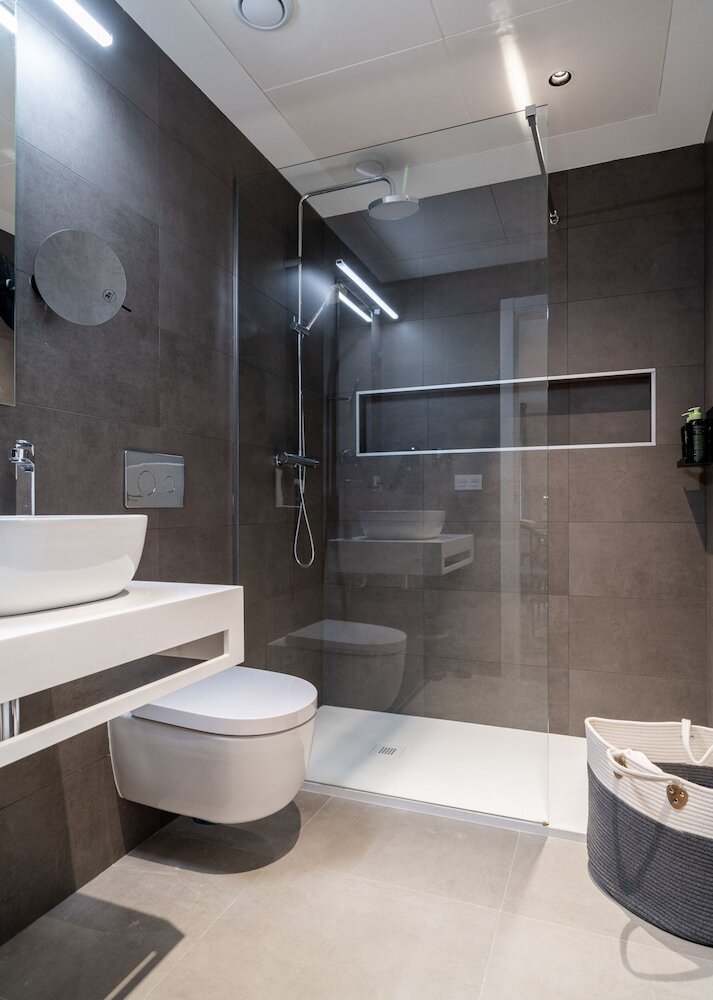 Aparthotel Limehome Sevilla Ronda De Capuchinos