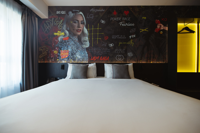 So City Hotel