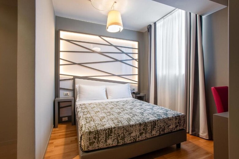 Hotel Fortyfive Squared