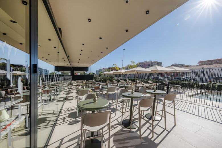 Hotel Hampton By Hilton Alicante Airport