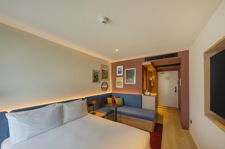 Hotel Hampton By Hilton Alicante Airport