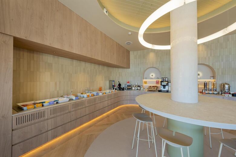 Hotel Hampton By Hilton Alicante Airport