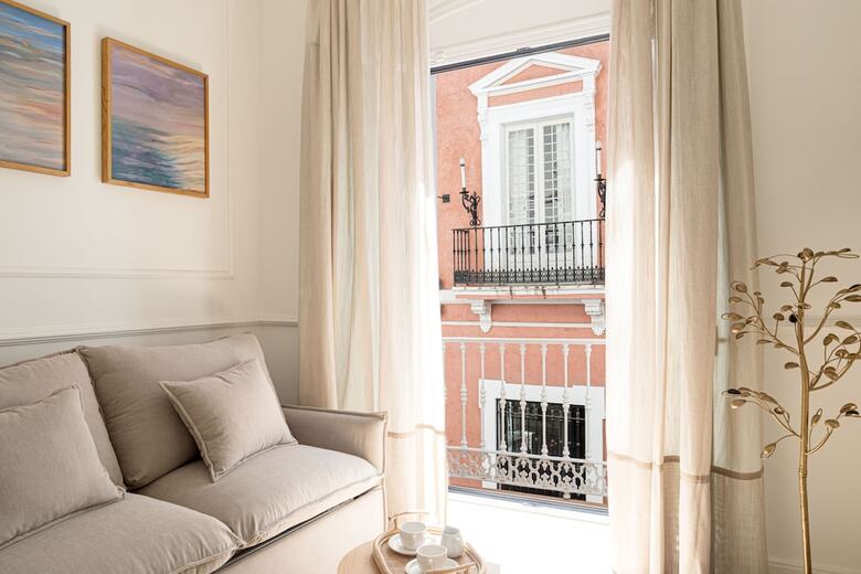Aparthotel Mylu Suites By Puerta Catedral