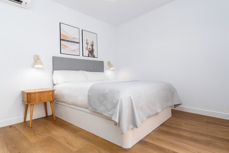 Aparthotel Limehome Oviedo Calle Postigo Bajo