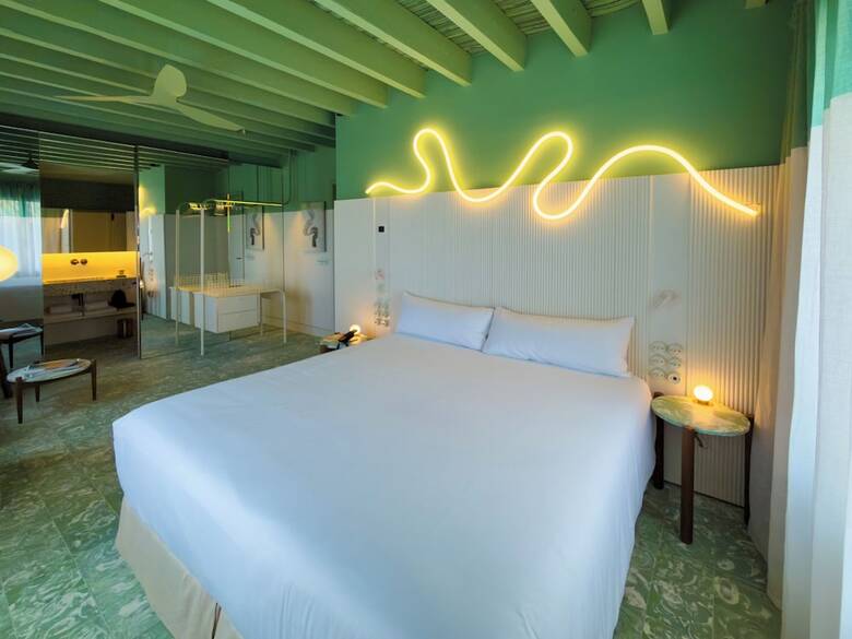 Terreno Barrio Hotel