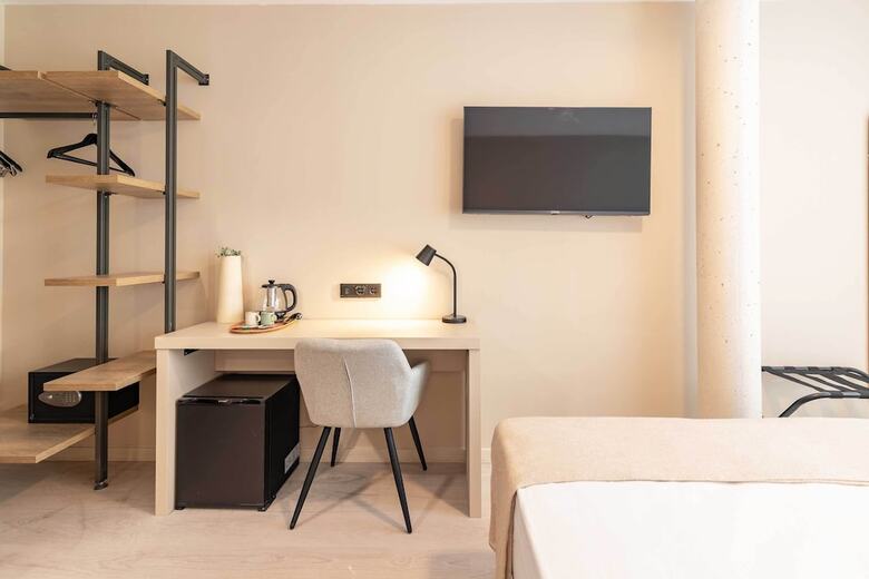 Hq Arena Hotel
