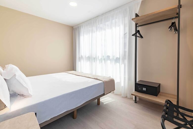 Hq Arena Hotel