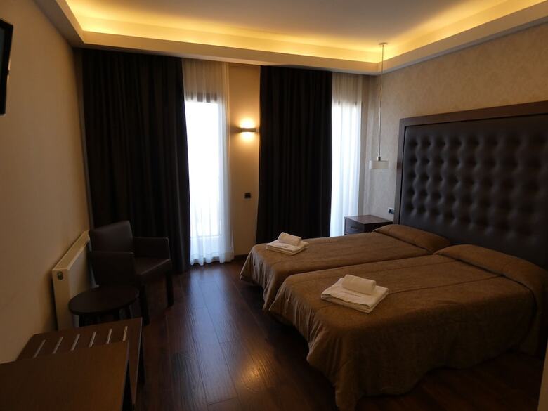 Hotel Fuente Del Miro