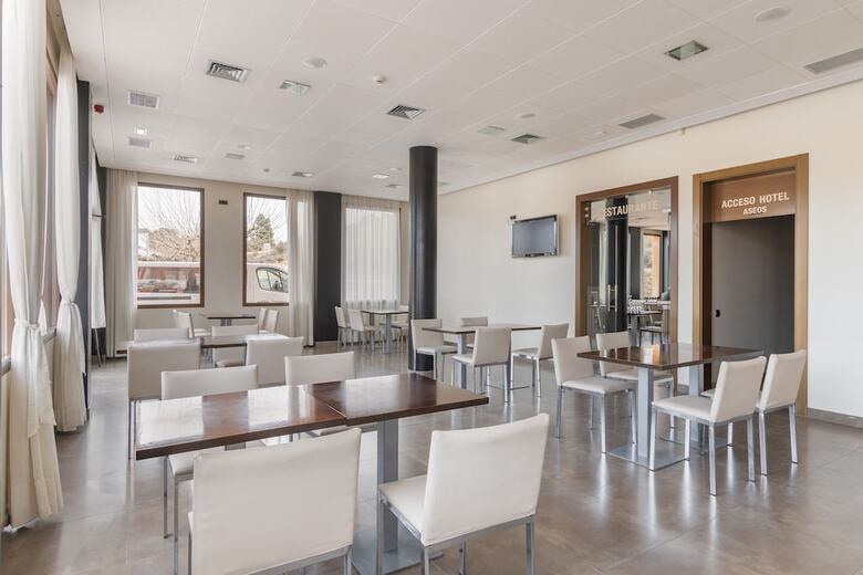 Hotel Fuente Del Miro