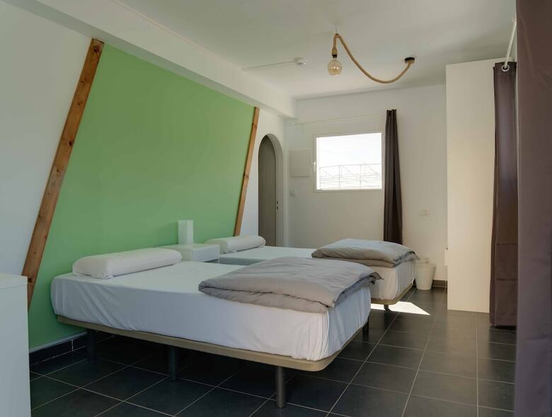 Hostal The Tree House Hostel