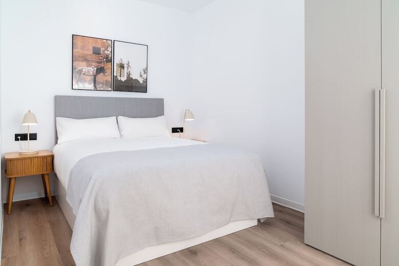 Aparthotel Limehome Valencia Carrer D?antonio Ferrandis