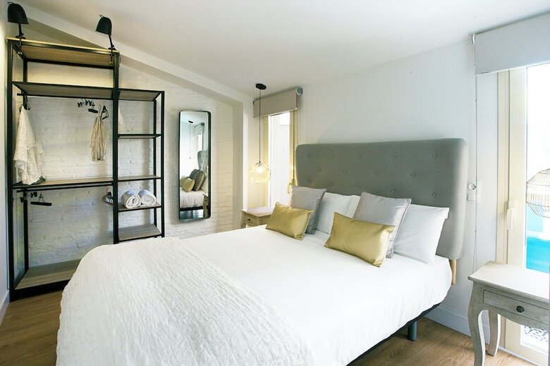 Aparthotel Graffiti Suites M�laga