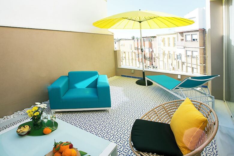 Aparthotel Graffiti Suites M�laga