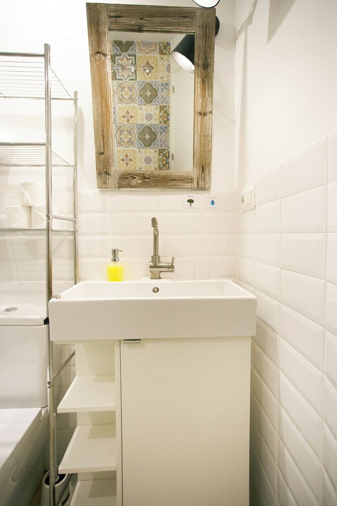 Aparthotel Graffiti Suites M�laga