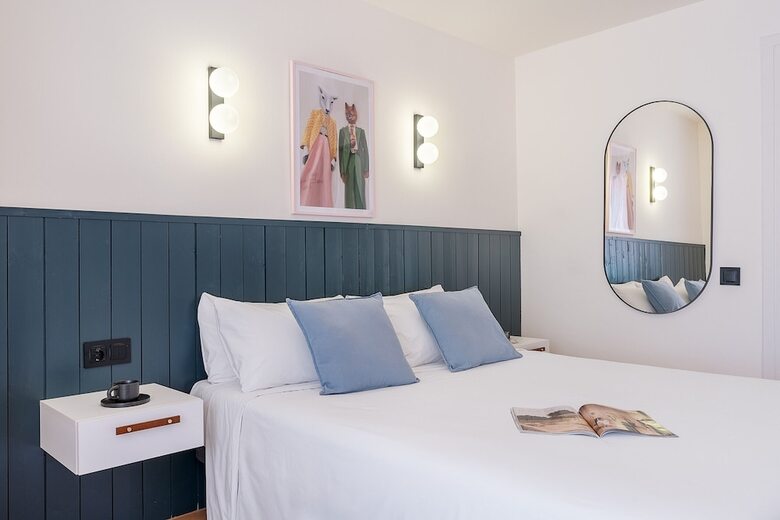 Granada Suites By Olala Homes