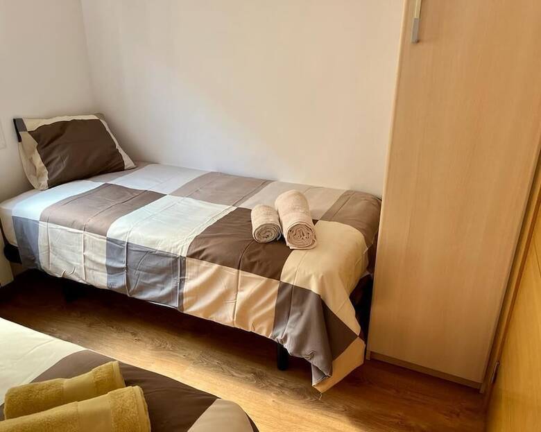 Amplio Apartamento Cerca Fira Y Centro