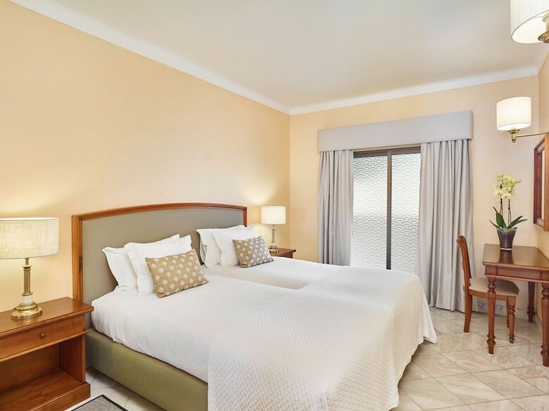 Ria Park Garden Hotel