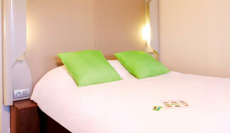 Hotel Campanile Valenciennes - Petite-for�t