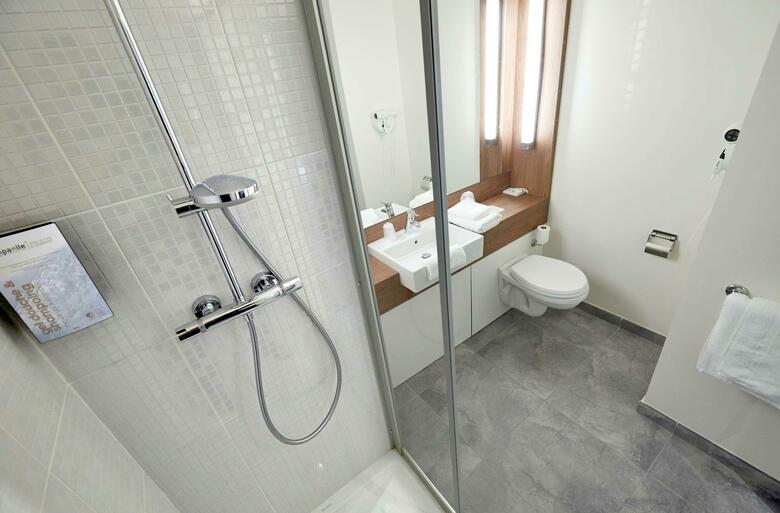 Hotel Campanile Valenciennes - Petite-for�t