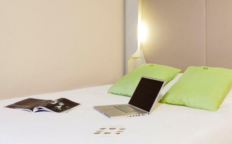 Hotel Campanile Valenciennes - Petite-for�t