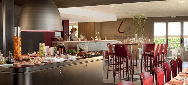 Hotel Campanile Valenciennes - Petite-for�t