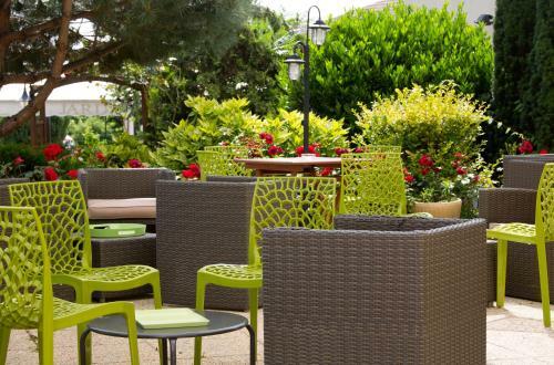 Hotel Logis Le Pariou - Le Jardin