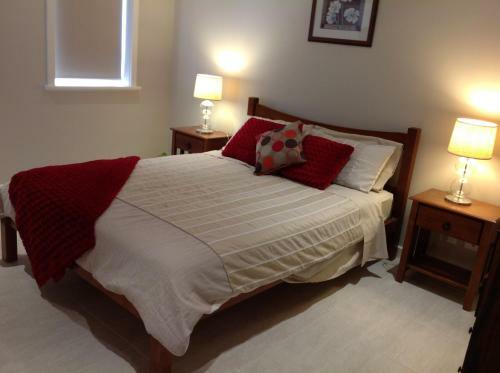 Hostal Elandra Holiday Home