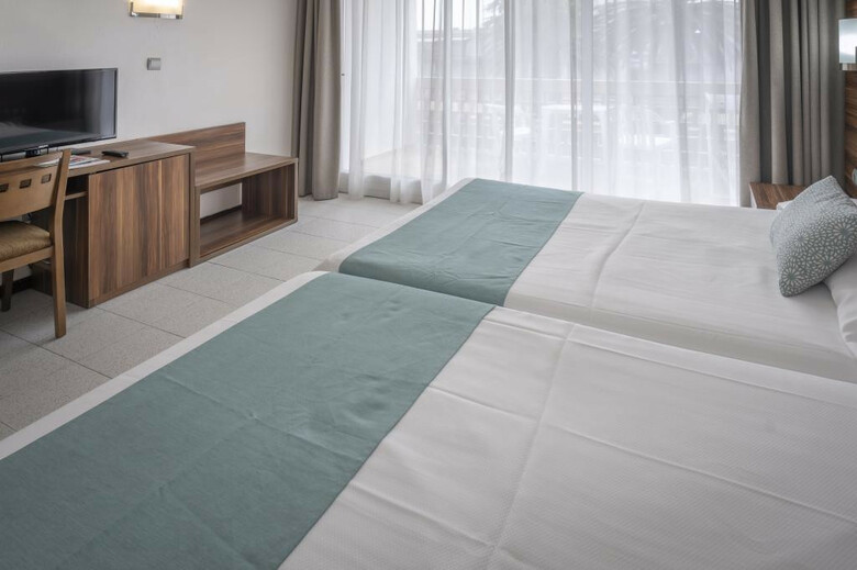 Hotel 4r Gran Europe
