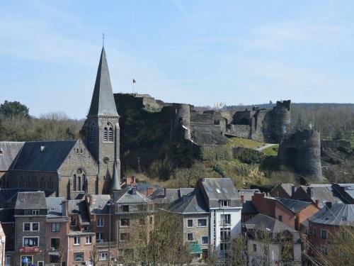 Les Hirondelles En Fagne Fleurie