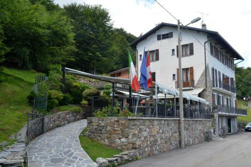 Hotel Albergo Diana