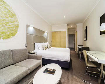 Hotel Clarion Suites Gateway