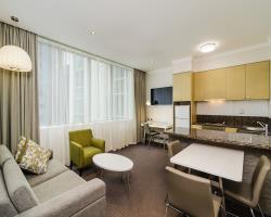 Hotel Clarion Suites Gateway