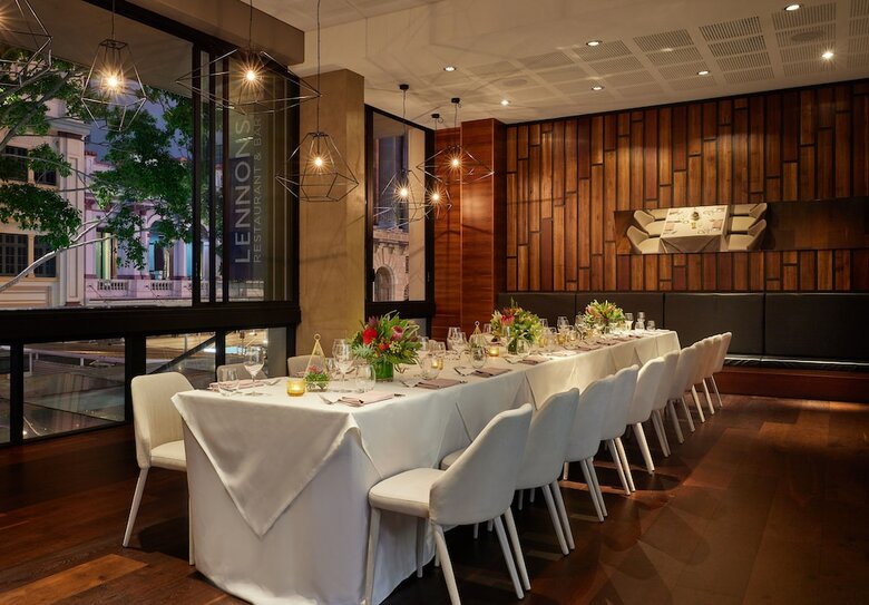 Hotel Chifley At Lennons