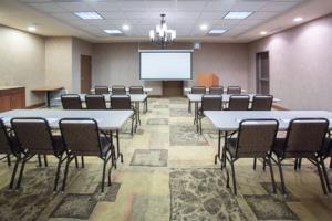 Hotel Holiday Inn Express & Suites Pueblo