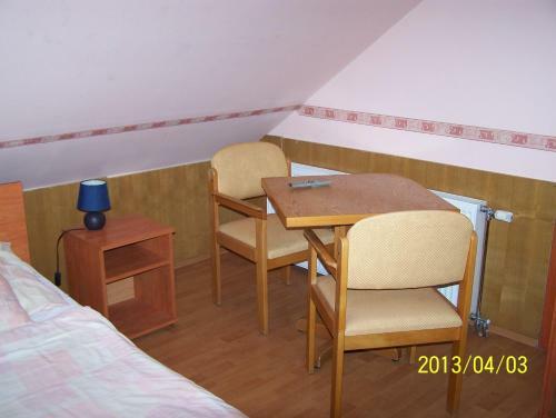 Hostal Borosty�nkert �tterem & Vend�gh�z