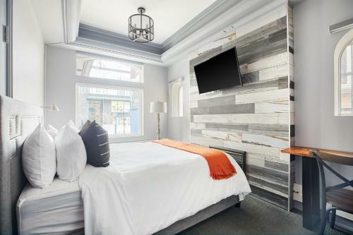 Wellesley Manor Boutique Hotel