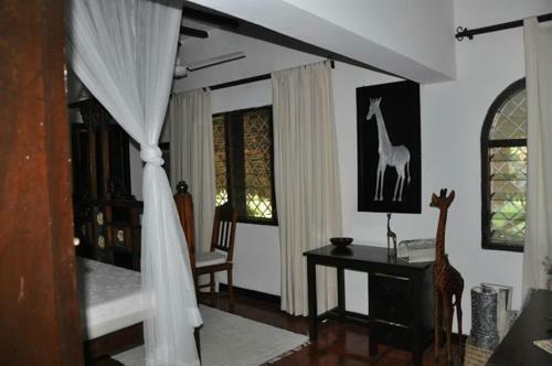 Bed & Breakfast Luna House Moyo Wa Dunia Ltd