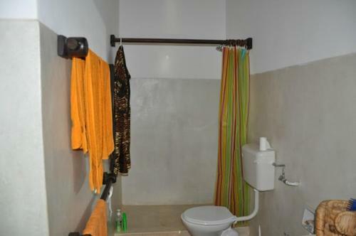 Bed & Breakfast Luna House Moyo Wa Dunia Ltd