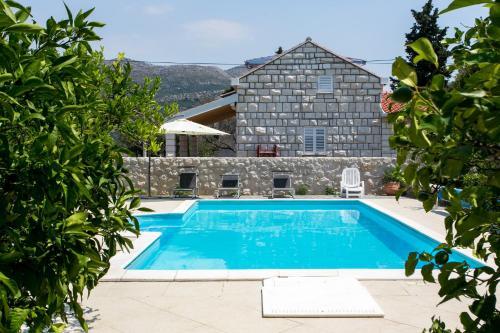 Hostal Villa Patricija