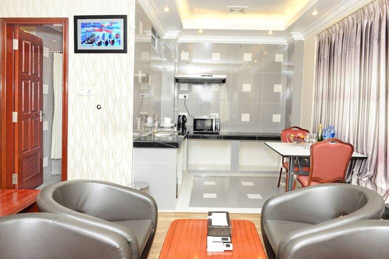 Hotel Grand United (ahlone Branch)