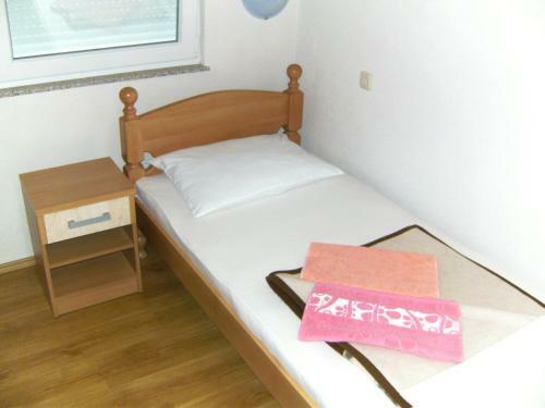 Hostal Pansion Pero Elez