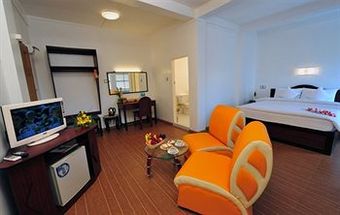 Clover Hotel