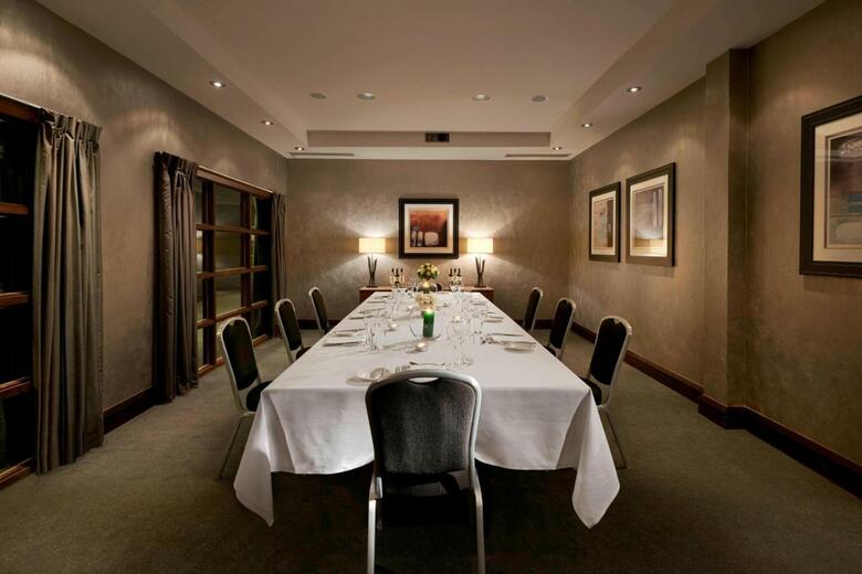 Hotel The Glasshouse Autograph Collection By Marriott