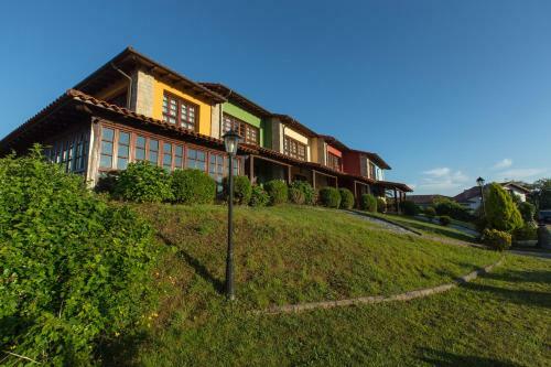 Agroturismo Casas Rurales Playa De Guadam�a