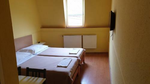 Hostal J�de Panzi�