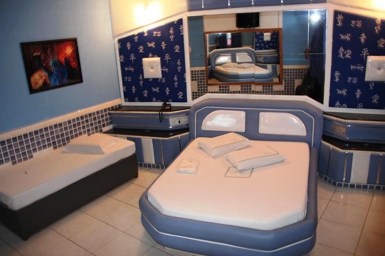 Shelton Hotel (adult Only)