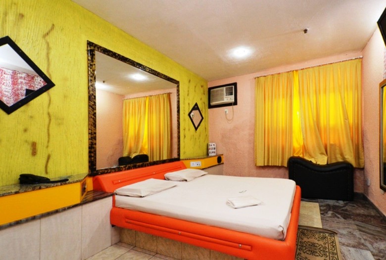 Shelton Hotel (adult Only)