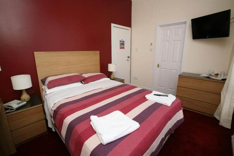 Clifton Hotel