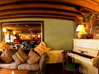 Glen Mhor Hotel & Restaurant