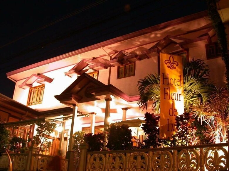 Hotel Fleur De Lys